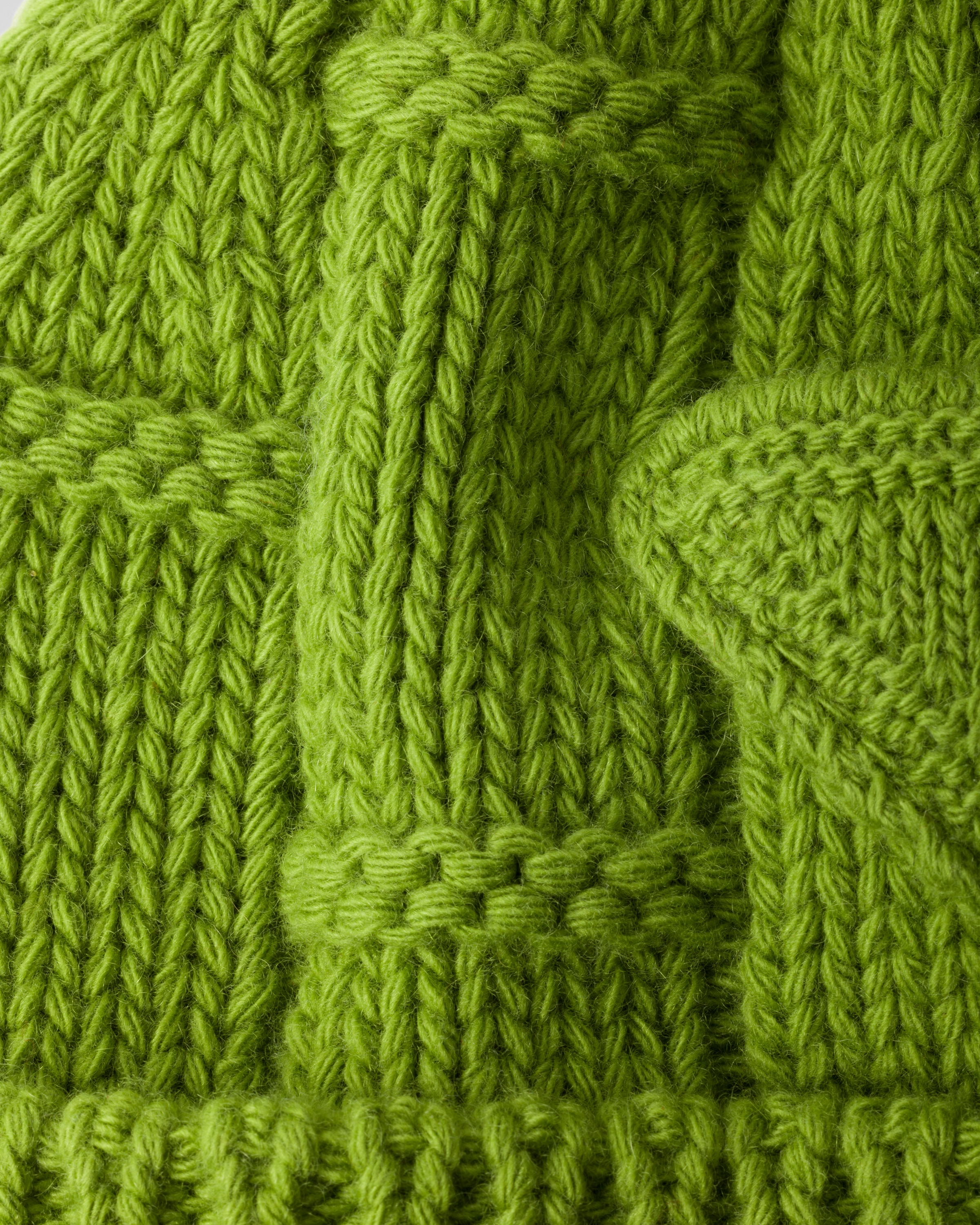 Shop Prada Strickmütze Aus Kaschmir In Ivy Green