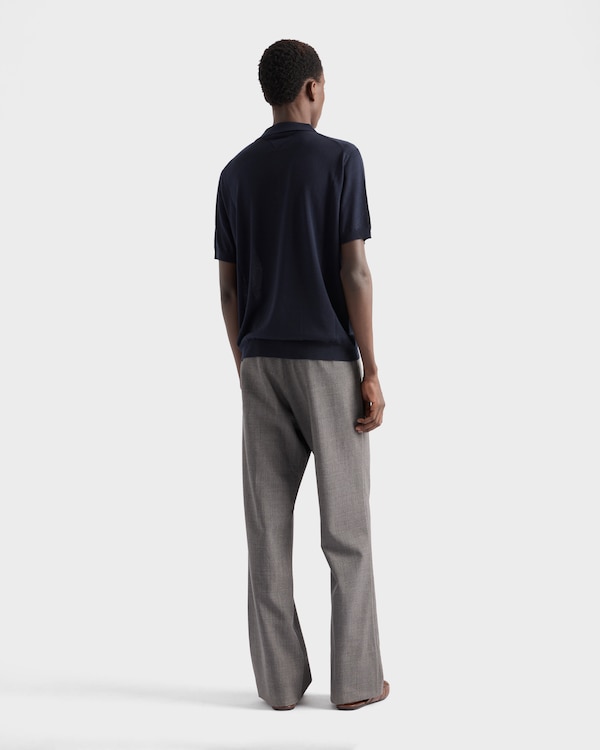 Poloshirt aus Kaschmir und Seide Poloshirt aus Kaschmir und Seide