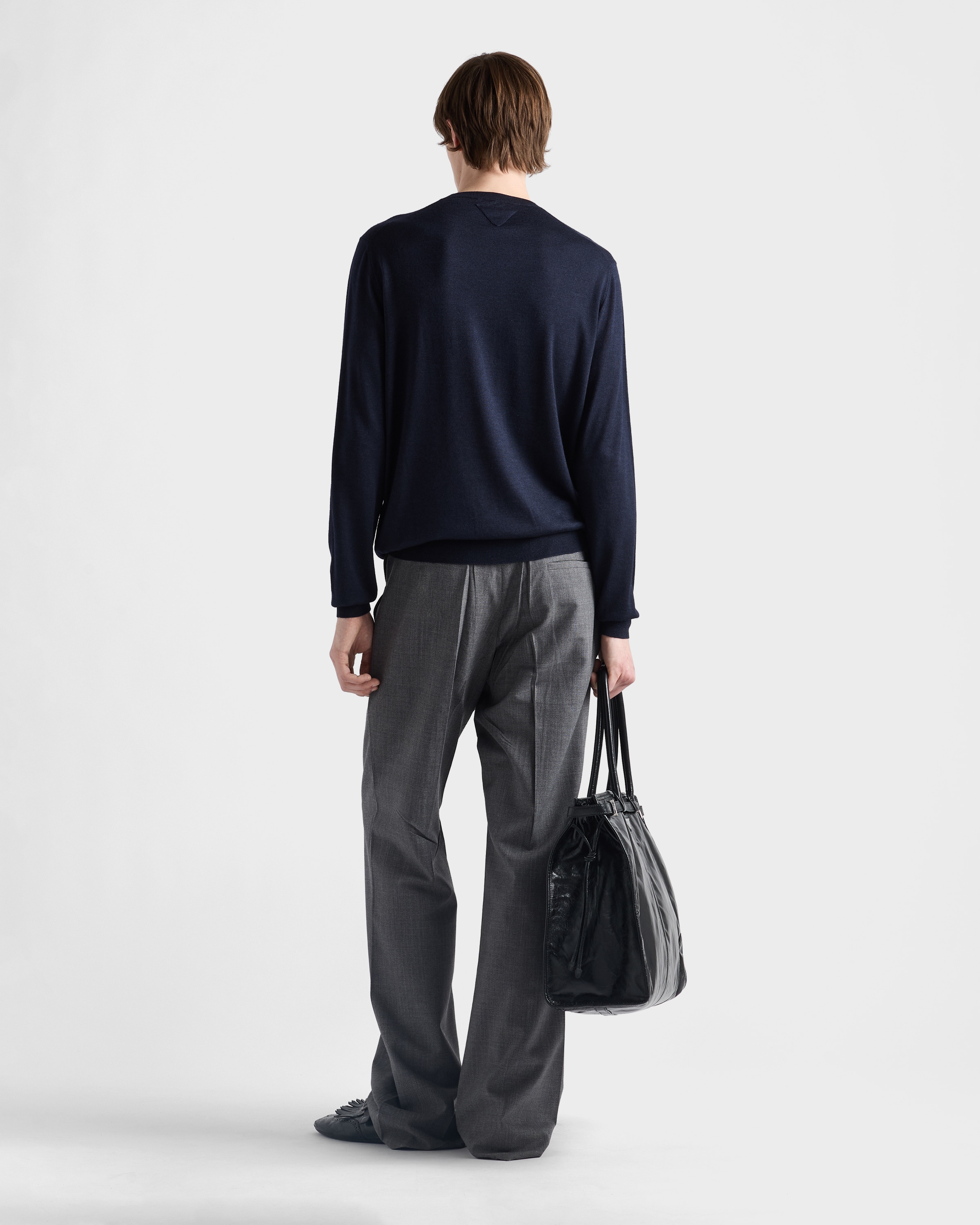 そ*じ様 美品 PRADA ドライバーズニット カシミヤ シルクネイビー 42サ ネイビー カシミヤXシルク クルーネック セーター | PRADA - 日本