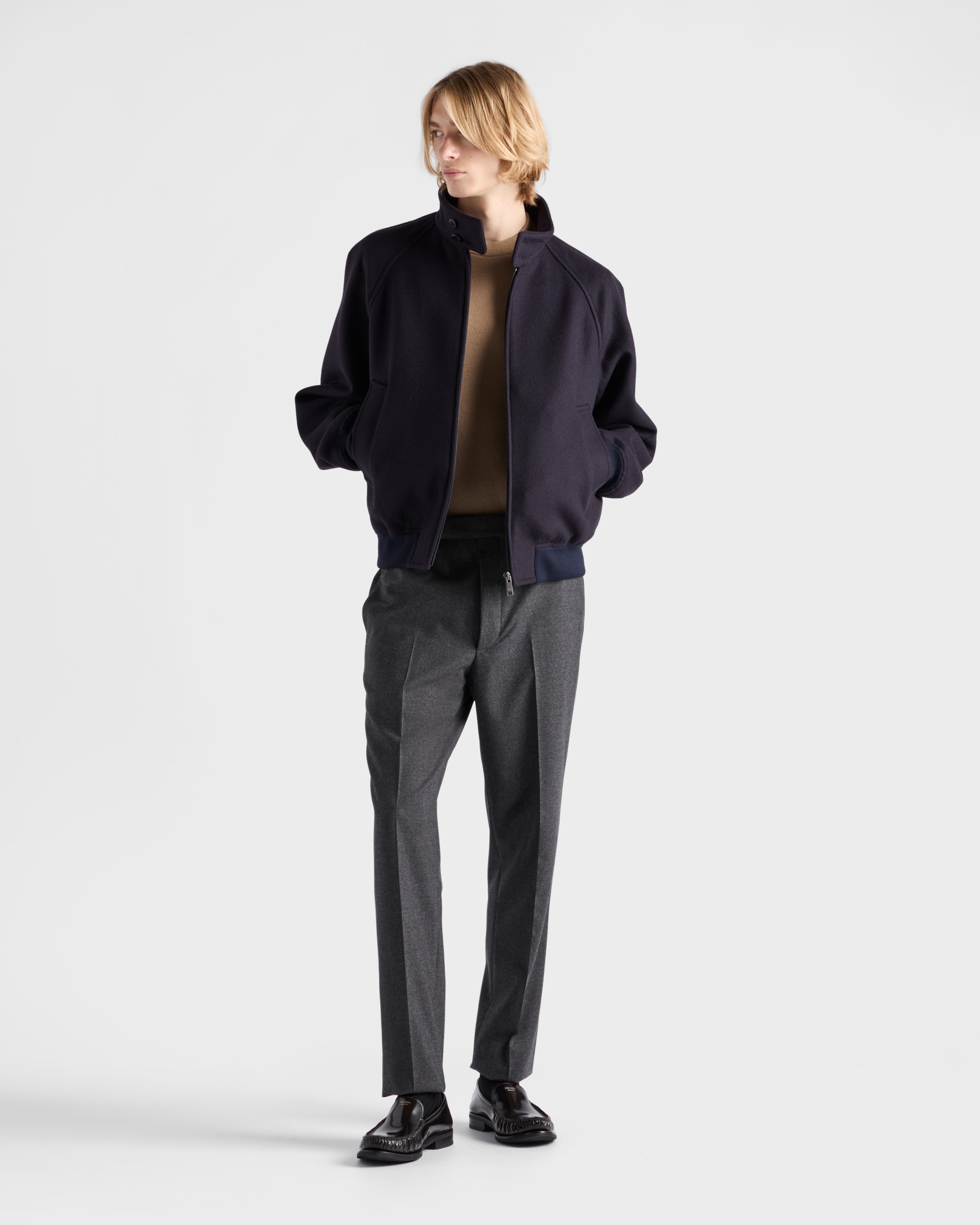 Prada Rundhalspullover Aus Kaschmir In Brown