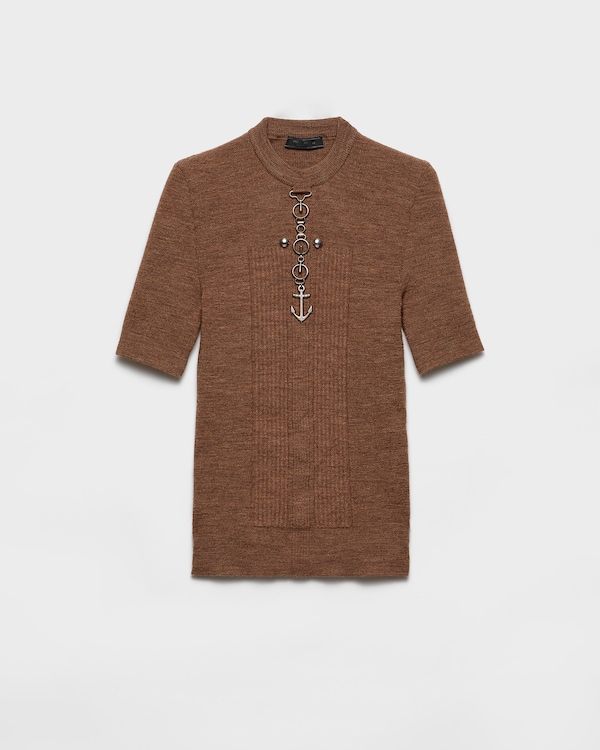 스터드가 있는 울 크루넥 스웨터 스터드가 있는 울 크루넥 스웨터