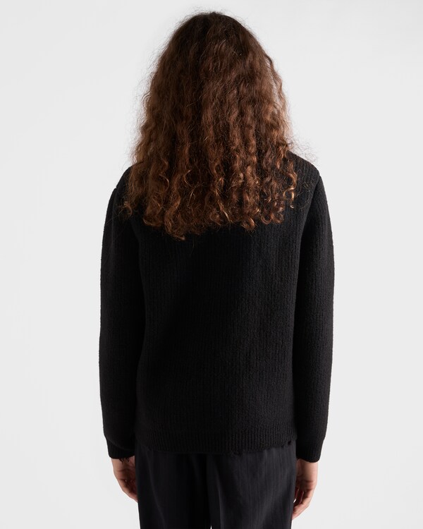 Wool crew-neck sweater with pendant - Black Wool crew-neck sweater with pendant - Black