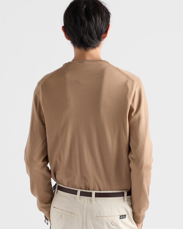 Pull à col rond en laine extra fine - Marron Camel Pull à col rond en laine extra fine - Marron Camel