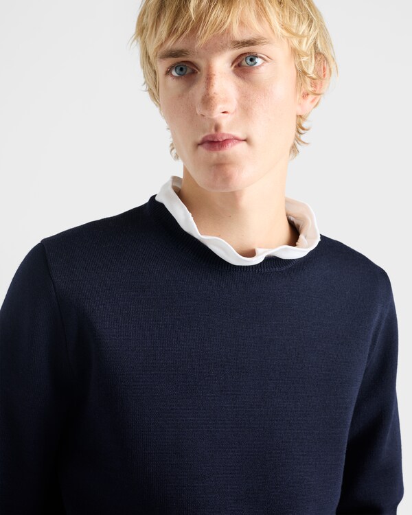 كنزة من الصوف بياقة دائرية - أزرق كنزة من الصوف بياقة دائرية - أزرق