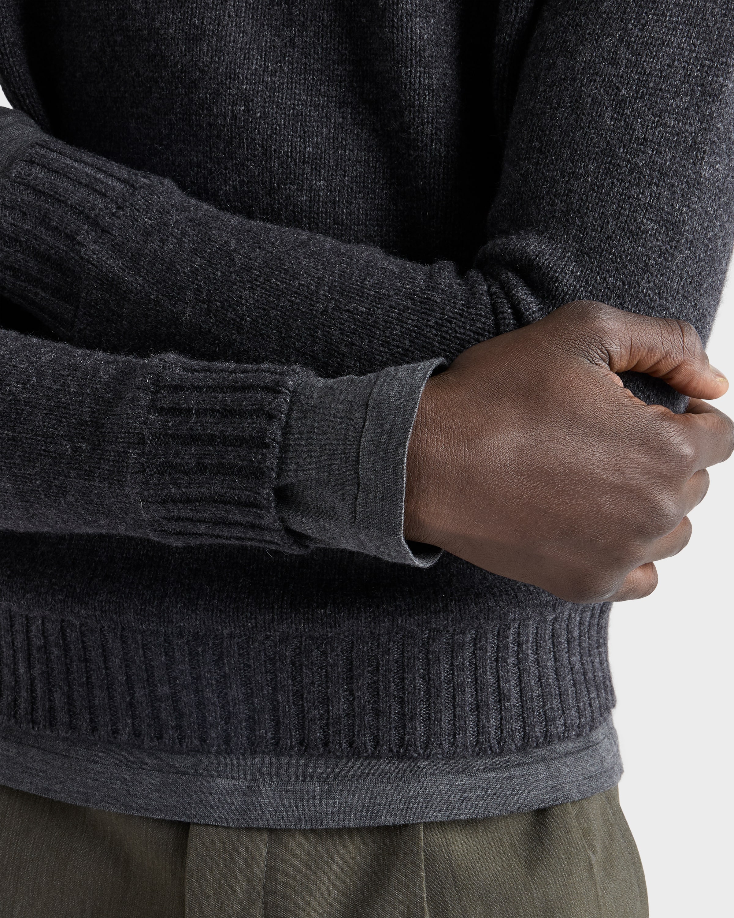 ダークグレー カシミヤ クルーネック セーター | PRADA