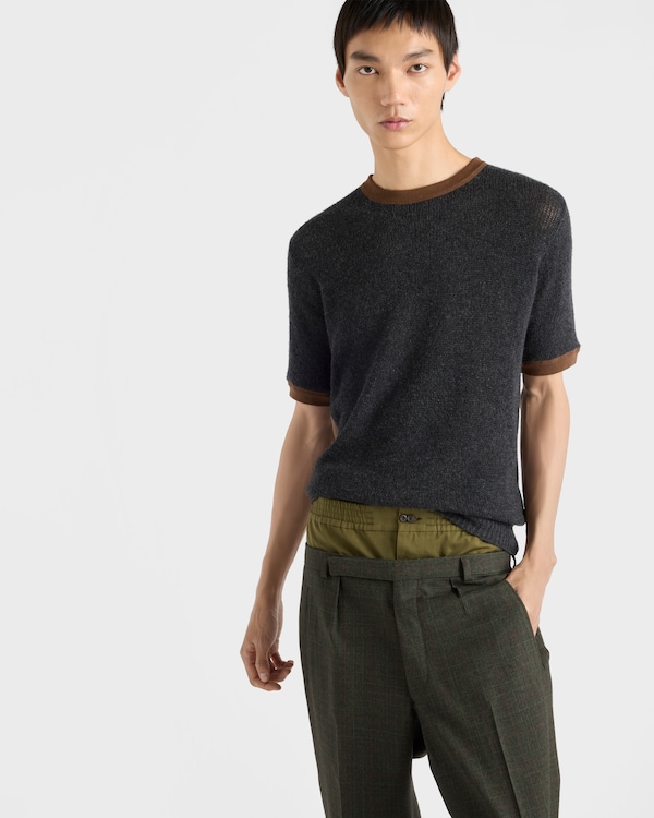 Short-sleeved cashmere and jersey sweater - Anthracite Gray/Tobacco Short-sleeved cashmere and jersey sweater - Anthracite Gray/Tobacco