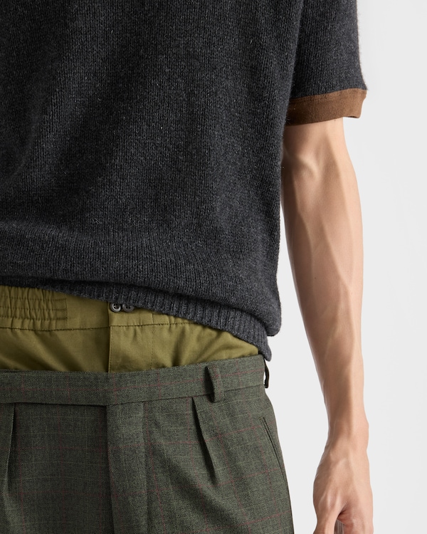 Short-sleeved cashmere and jersey sweater - Anthracite Gray/Tobacco Short-sleeved cashmere and jersey sweater - Anthracite Gray/Tobacco