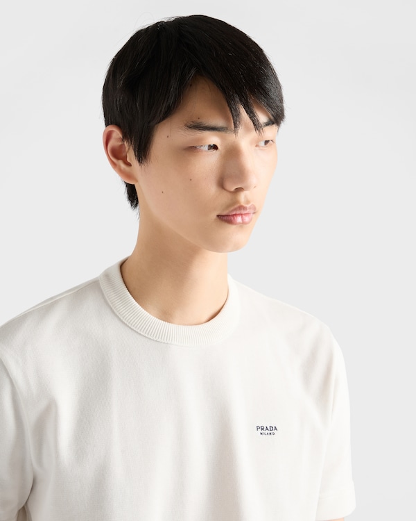 كنزة بياقة دائرية من القطن - أبيض كنزة بياقة دائرية من القطن - أبيض