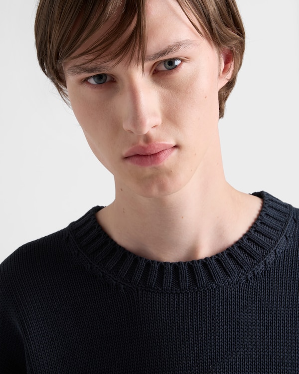 كنزة بياقة دائرية من القطن - أزرق كنزة بياقة دائرية من القطن - أزرق