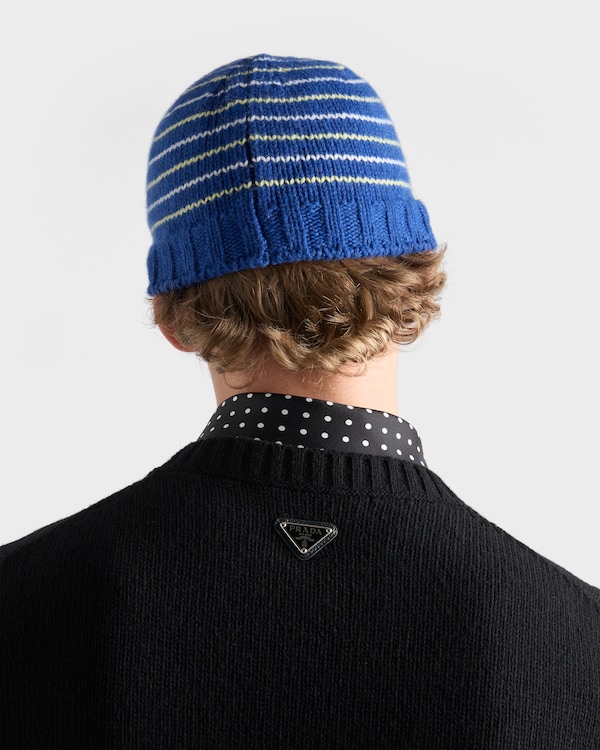 Wool and cashmere crew-neck sweater - Black Wool and cashmere crew-neck sweater - Black