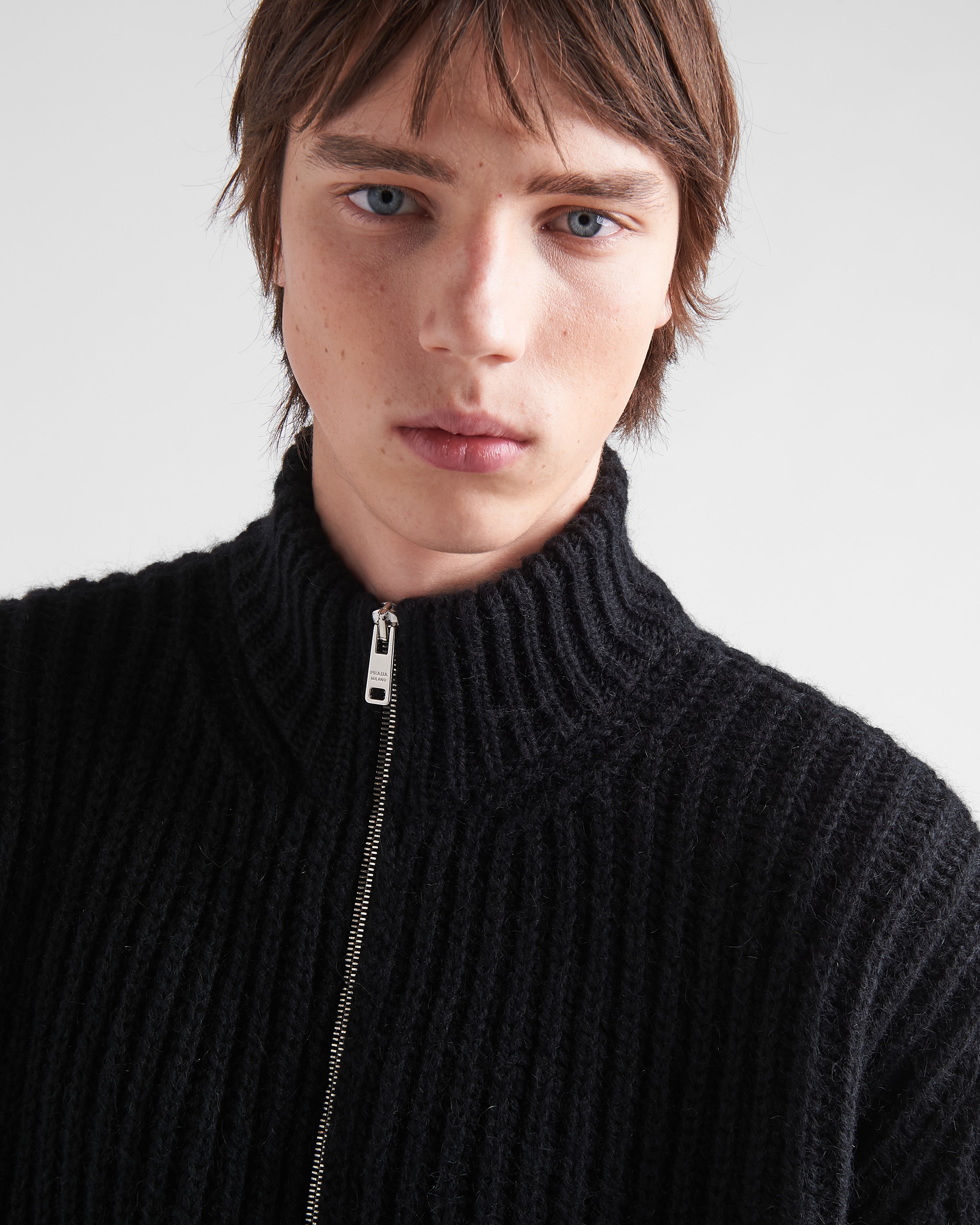 캐시고라 카디건 블랙 | Prada