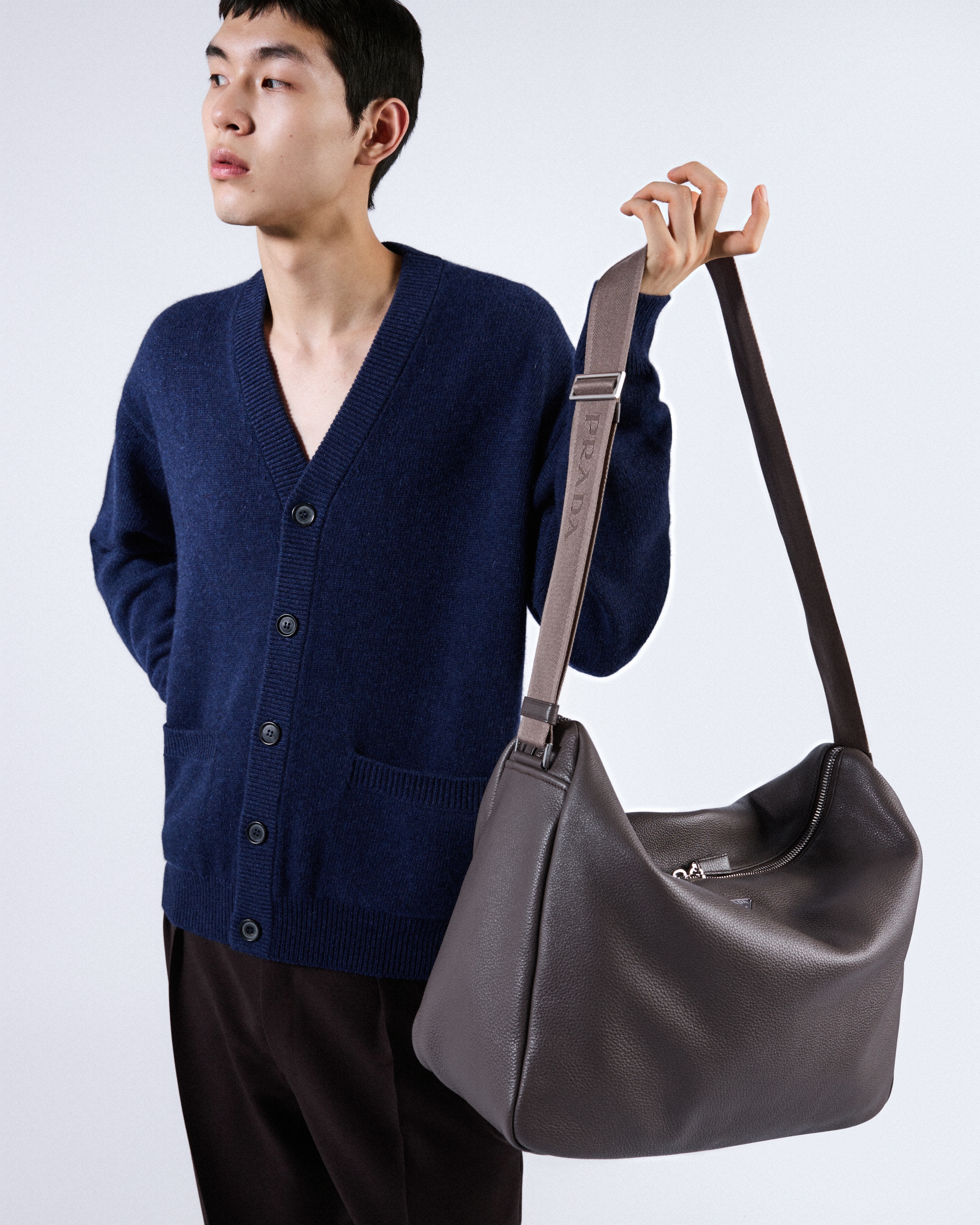 Prada Strickjacke Aus Re-kaschmir In Indigoblau