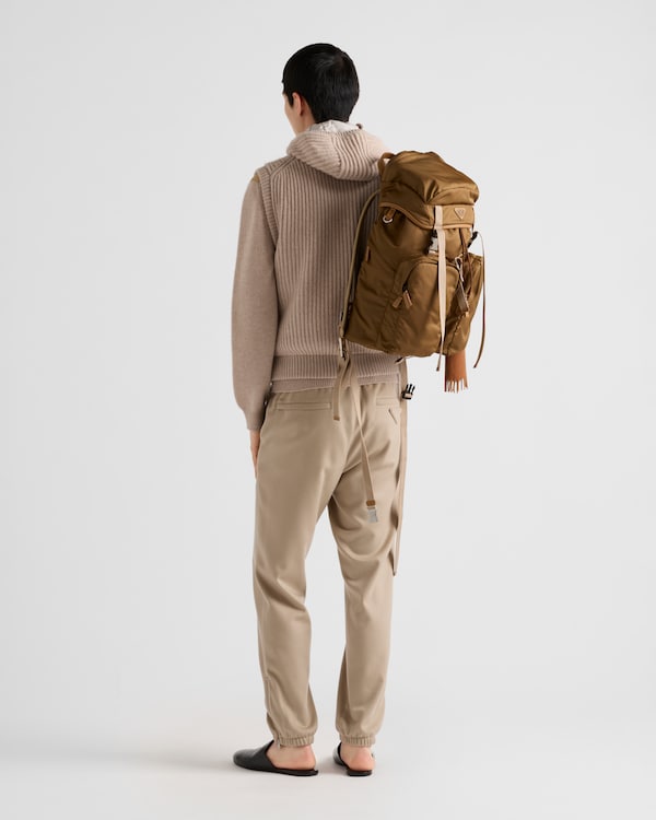 Kapuzenweste aus Kaschmir - Wüstenbeige Kapuzenweste aus Kaschmir - Wüstenbeige