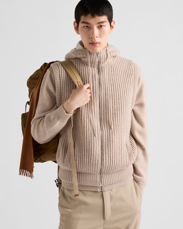 Kapuzenweste aus Kaschmir - Wüstenbeige Kapuzenweste aus Kaschmir - Wüstenbeige