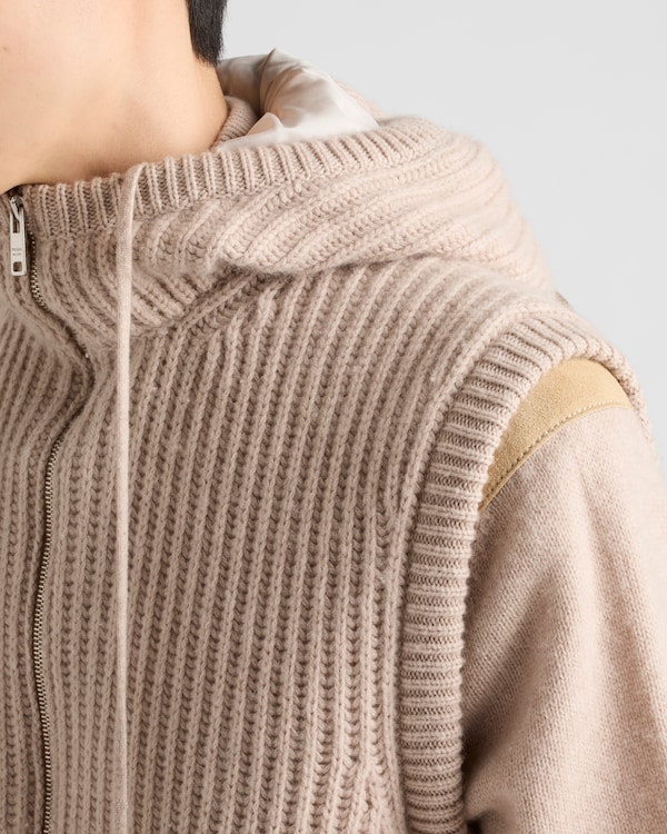 Kapuzenweste aus Kaschmir - Wüstenbeige Kapuzenweste aus Kaschmir - Wüstenbeige