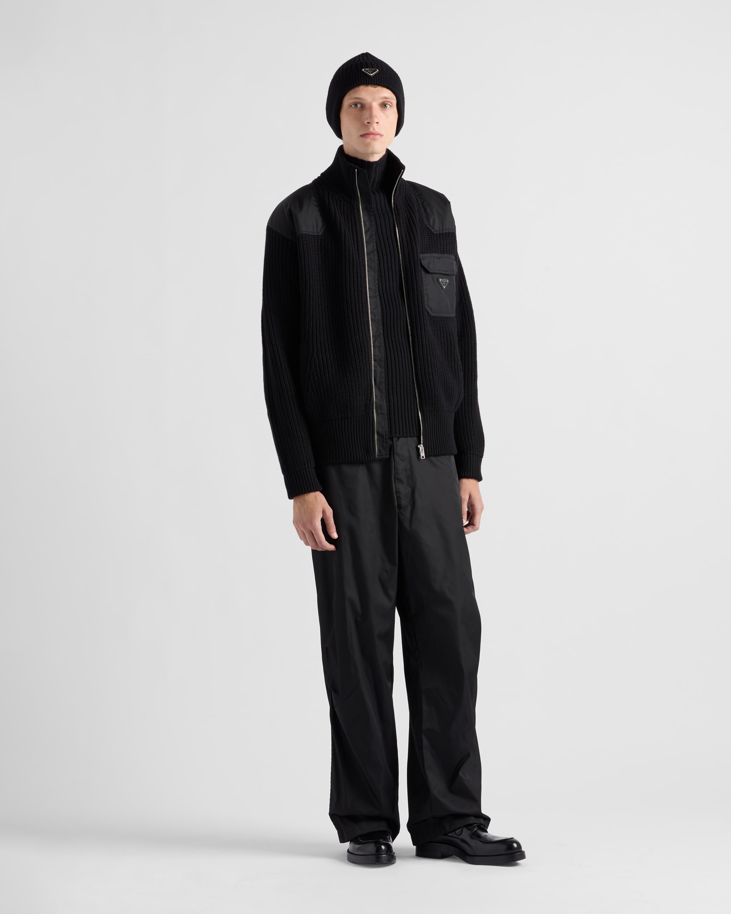 ニット・セーター PRADA Black Cashmere Cardigan Prada metallic-threading wool-cashmere Cardigan | Black