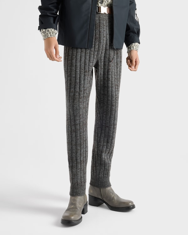 Pantaloni in lana e cashmere Pantaloni in lana e cashmere