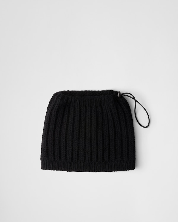PRADA ブラック ニット ネックウォーマー cq5dam.web.hebebed.600.600.jpg