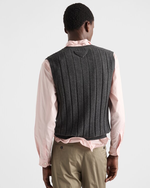 Cashmere V-neck vest - Slate Gray Cashmere V-neck vest - Slate Gray