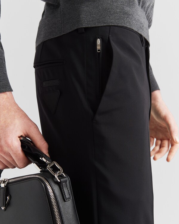 Pantaloni in lana leggera stretch Pantaloni in lana leggera stretch