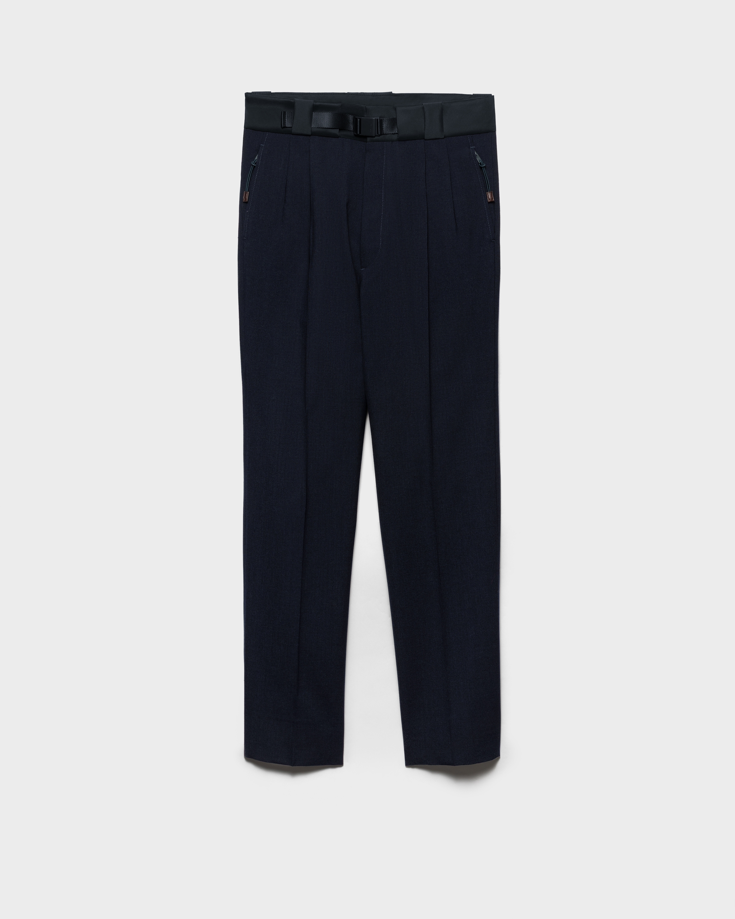 Wool pants with technical details
