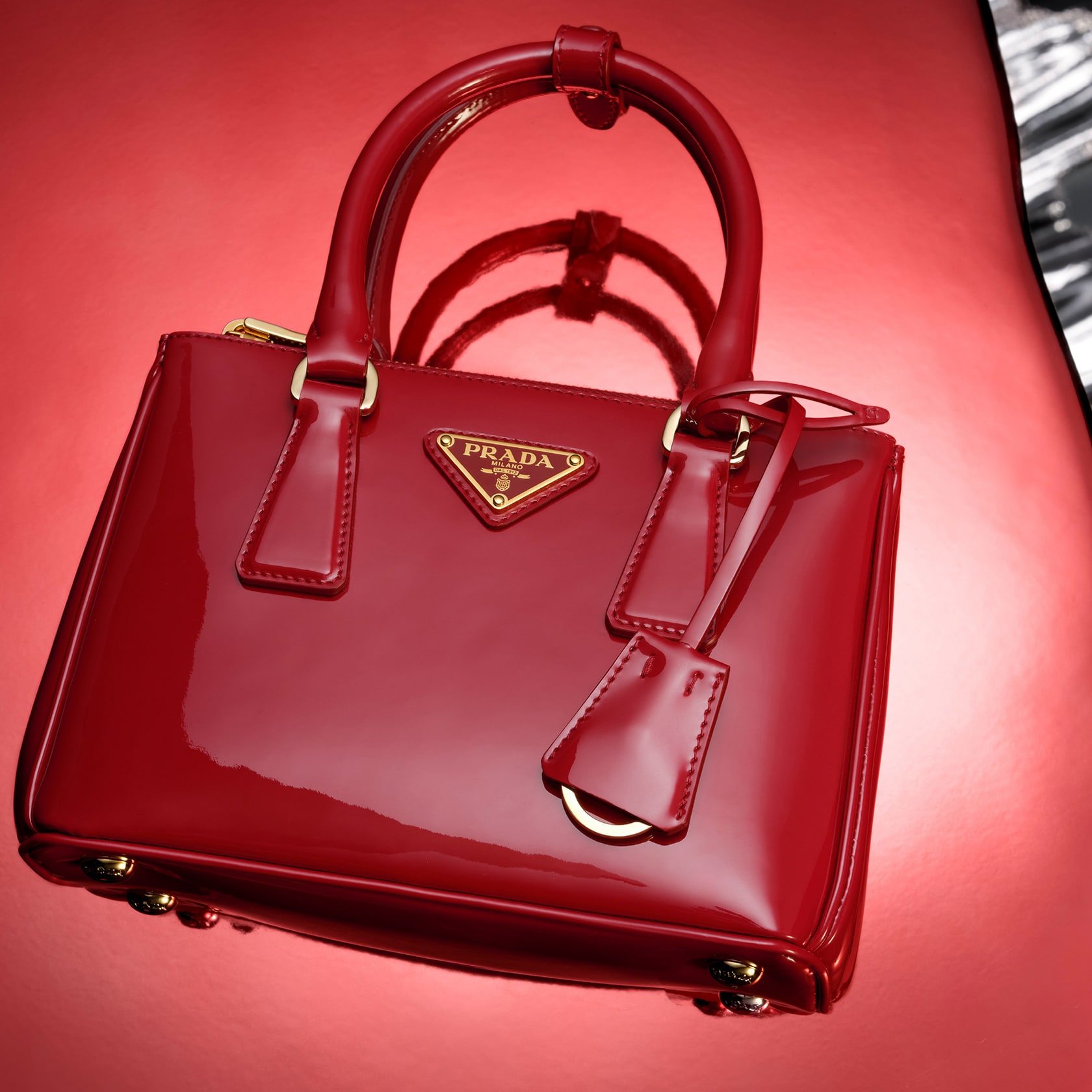 PRADA UK, Official Website