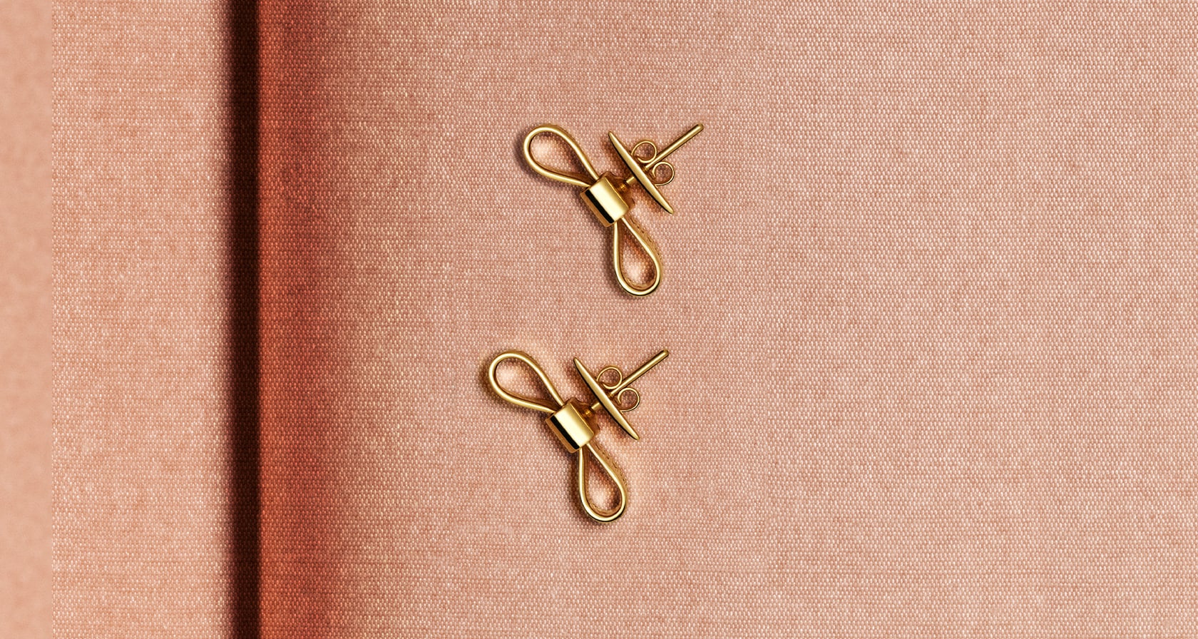 Earrings and brooches