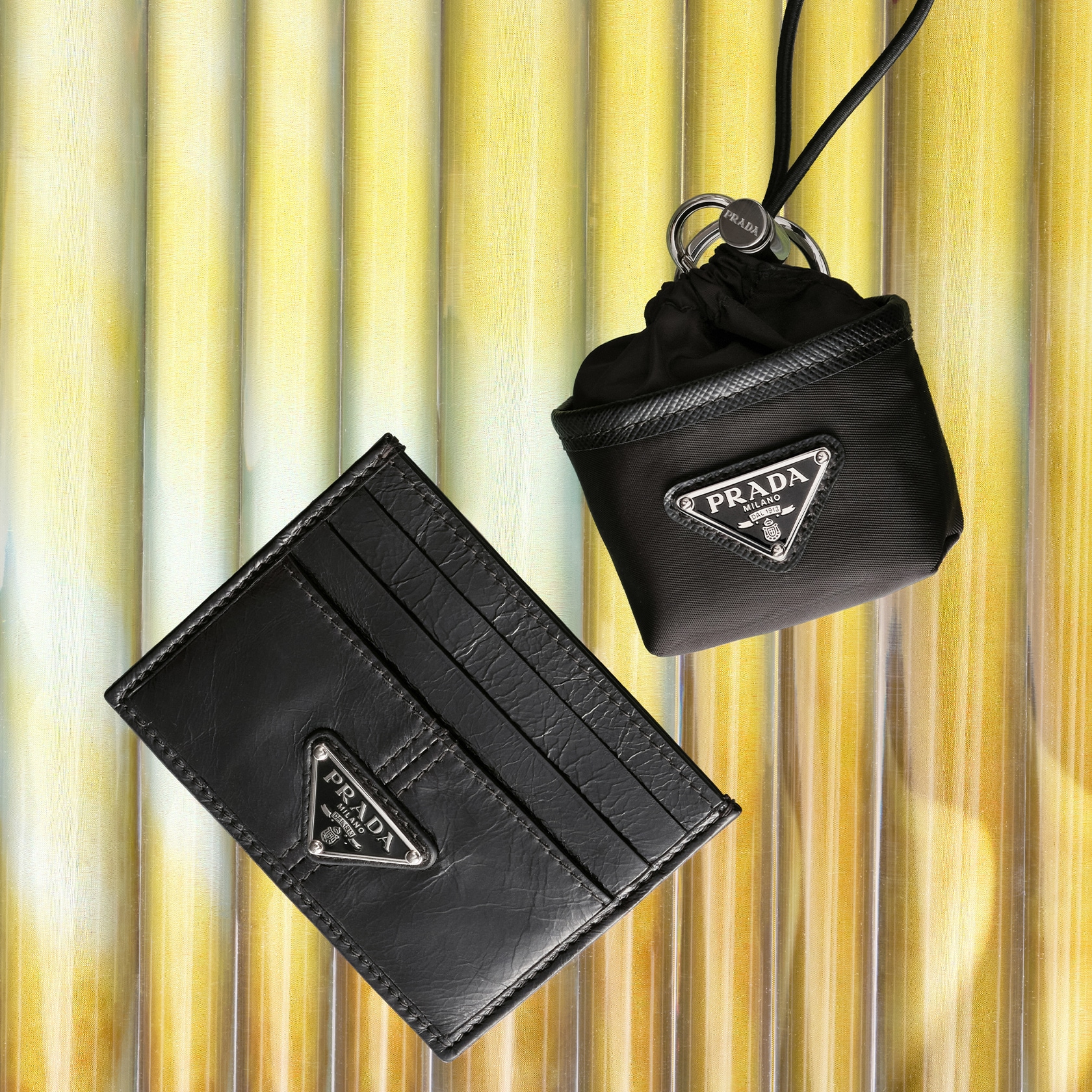 PRADA ブラック ビジネスバッグ 認証カード付き