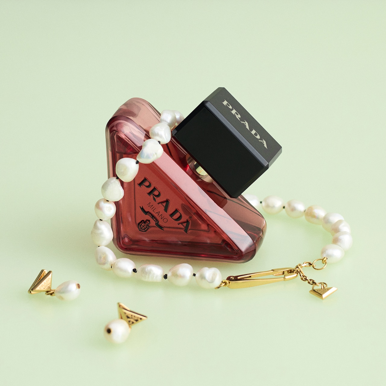 伊勢丹新宿店ザ・ステージ プラダ ポップアップストア | プラダ公式