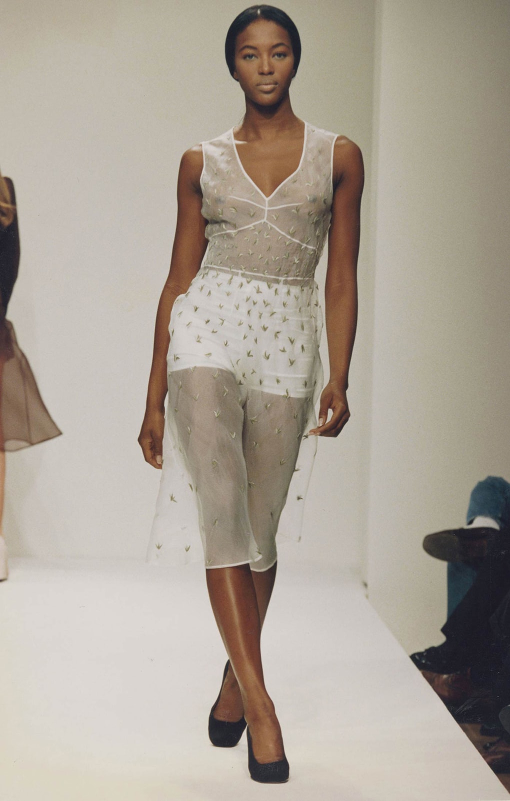 Look 18