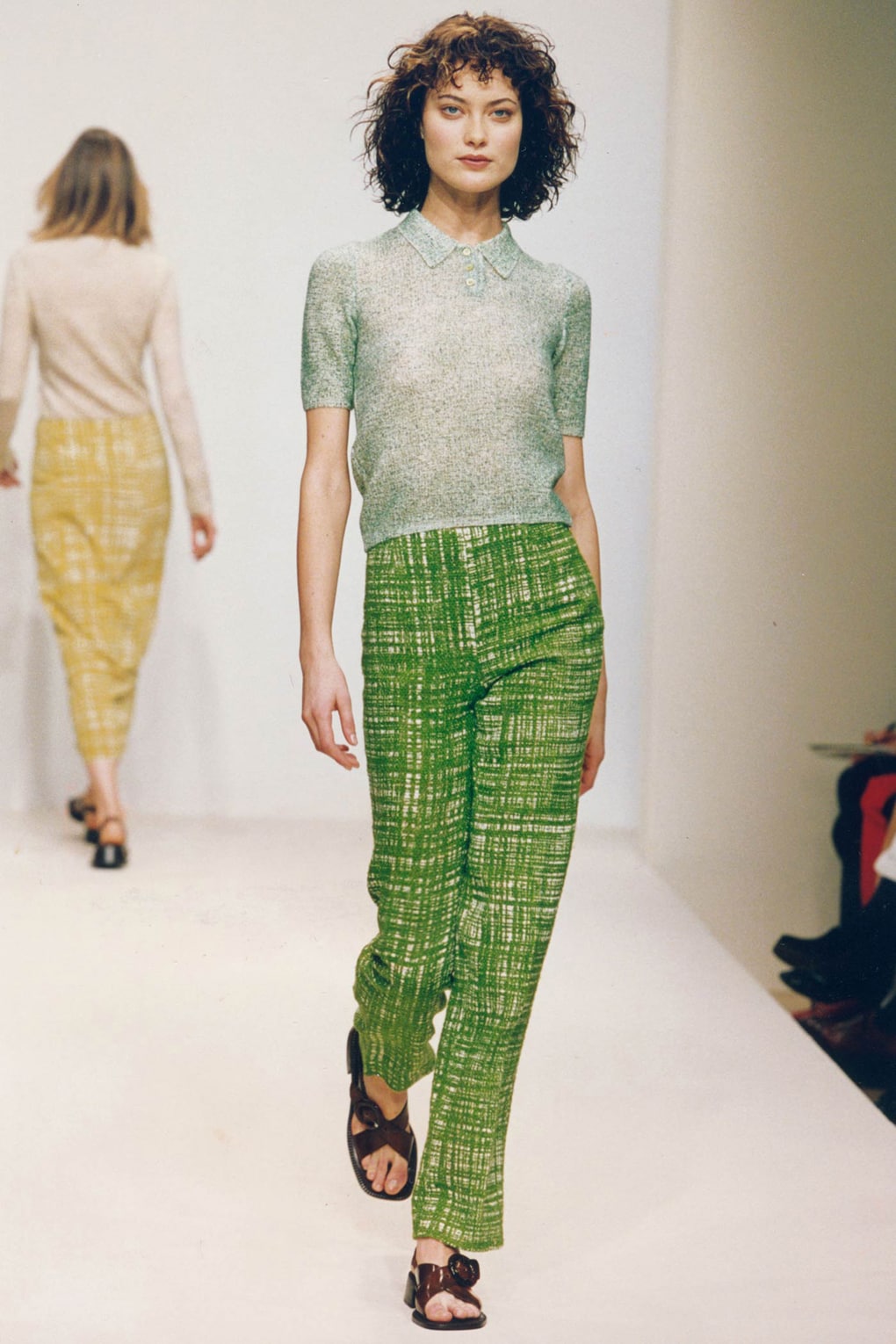 Look 14