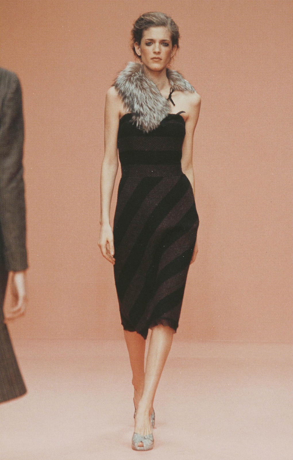 Look 10