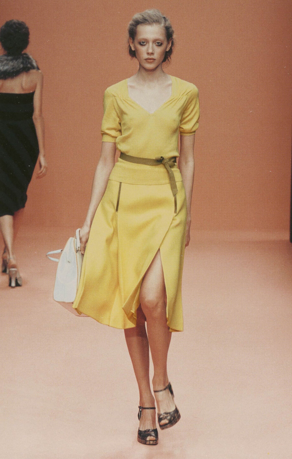 Look 11