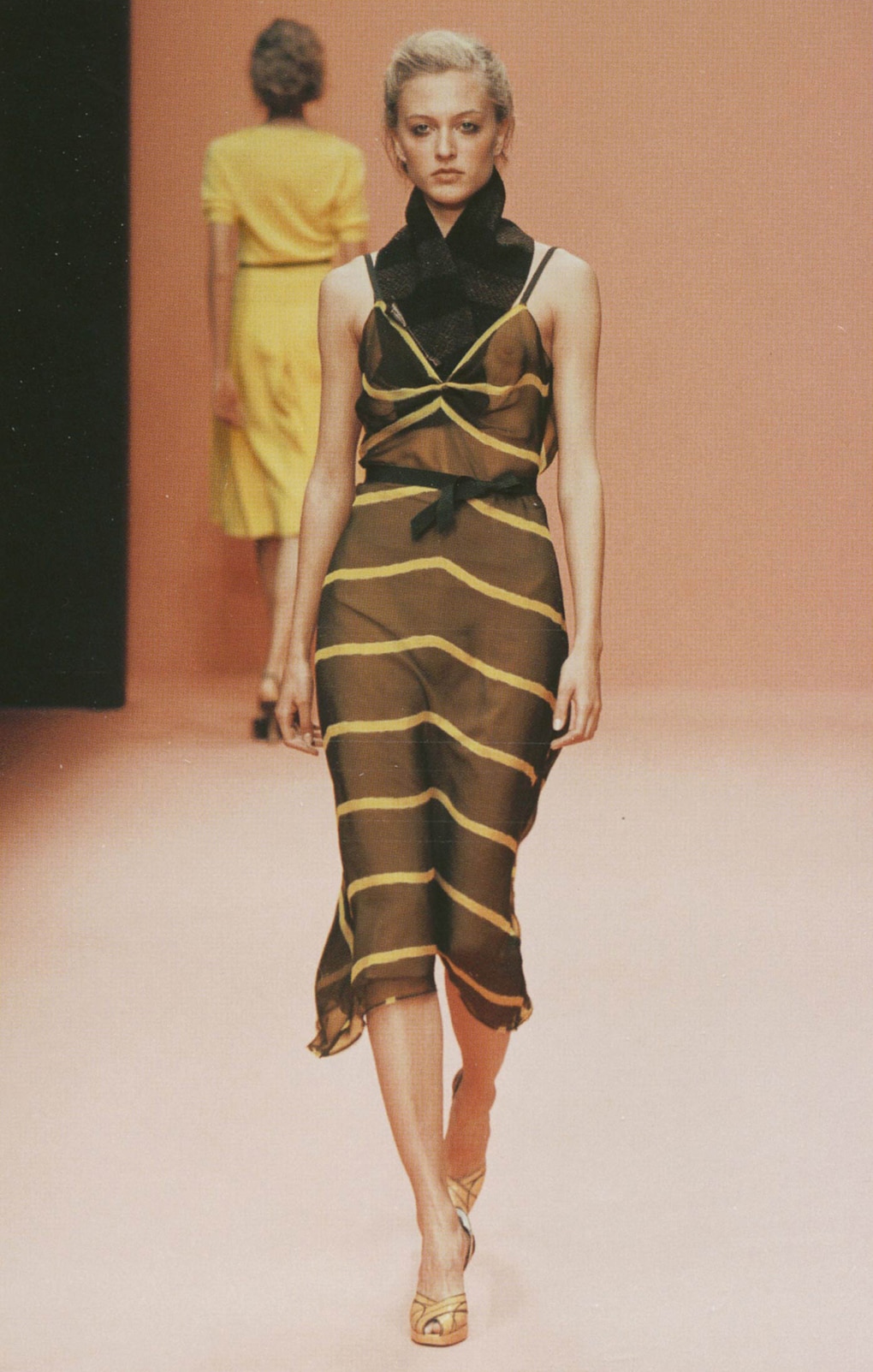 Look 12