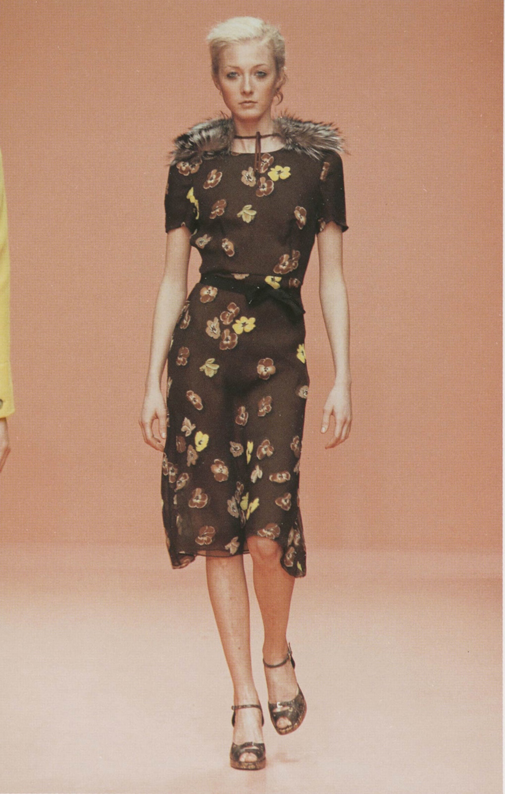 Look 15
