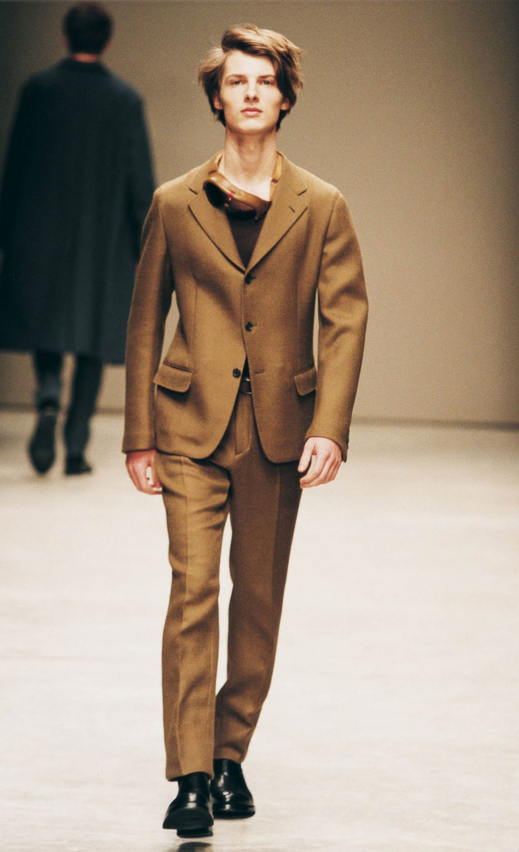 Look 13