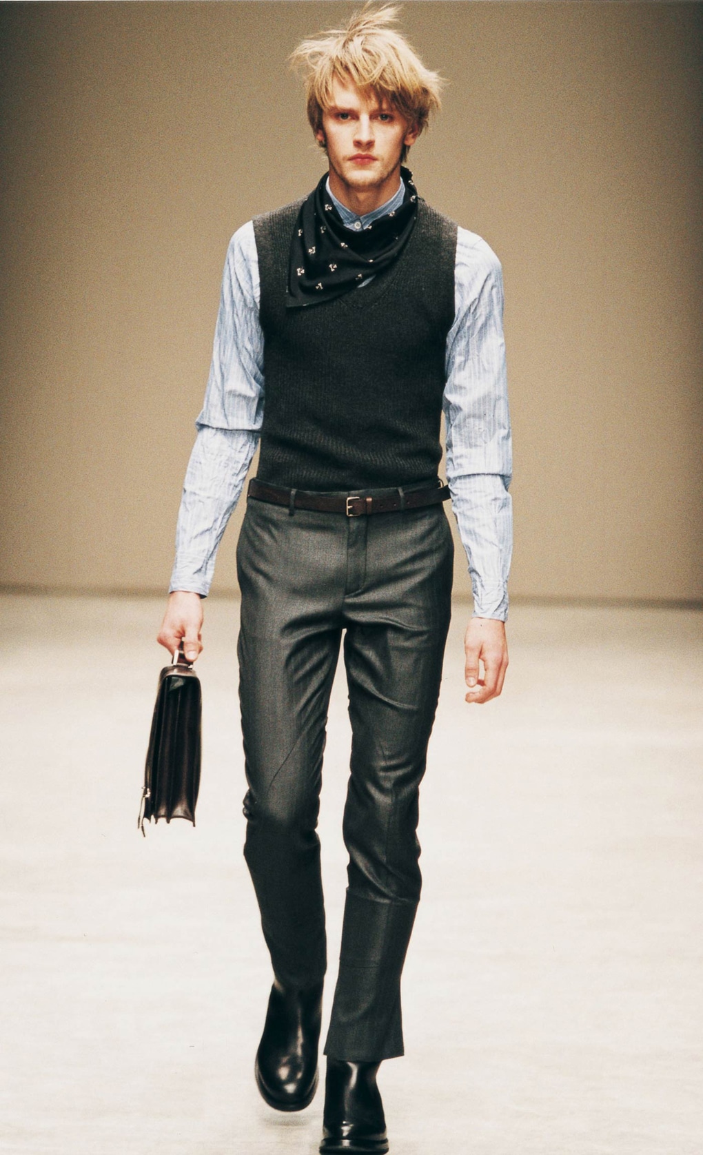 Look 15