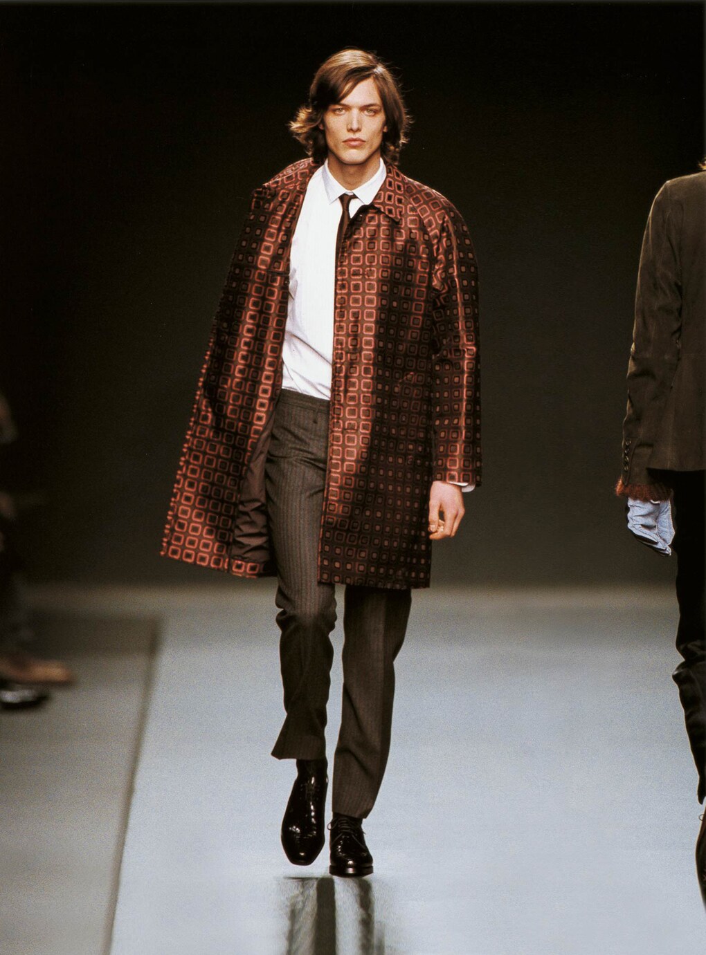 Look 16