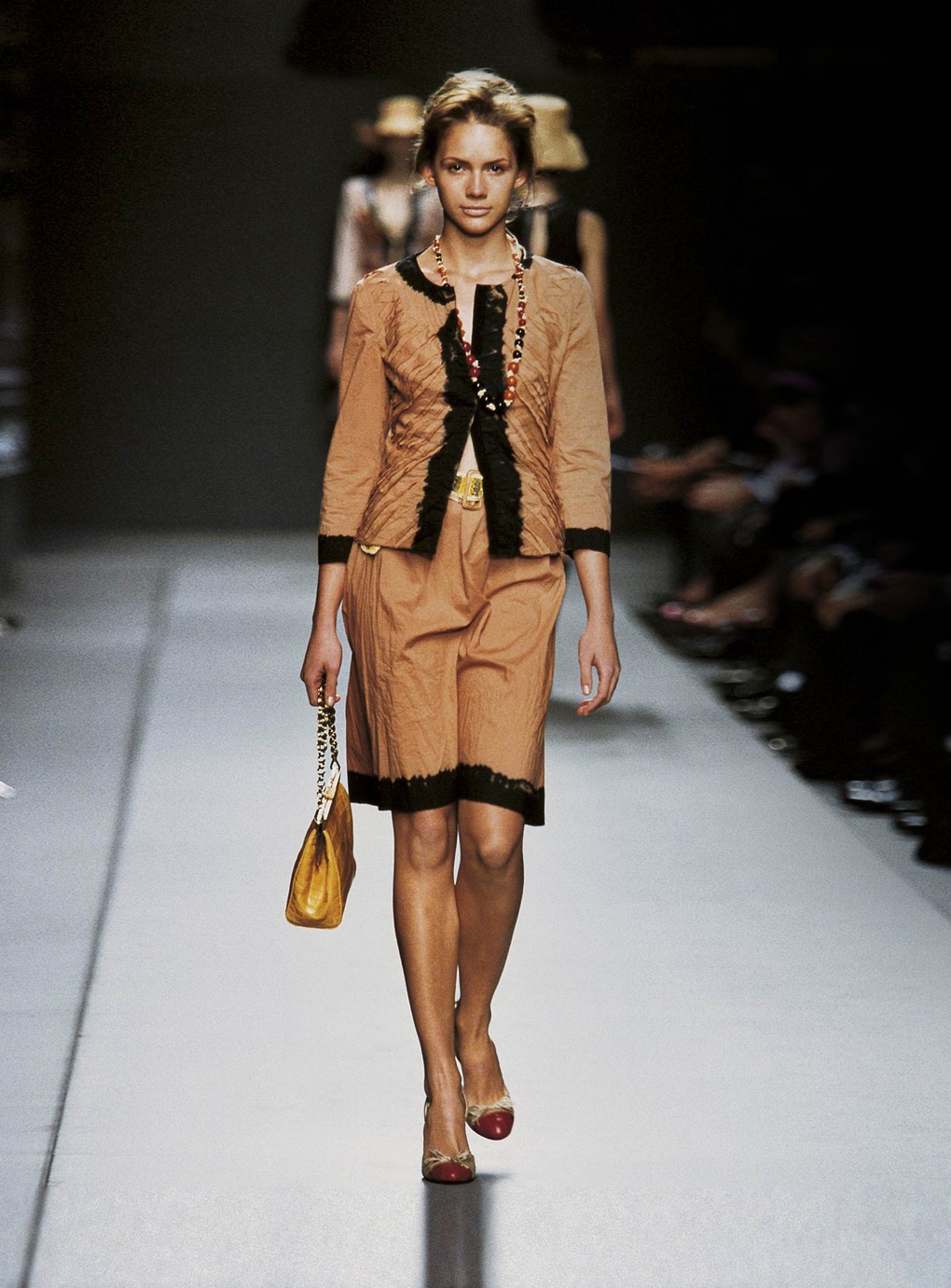 Look 11