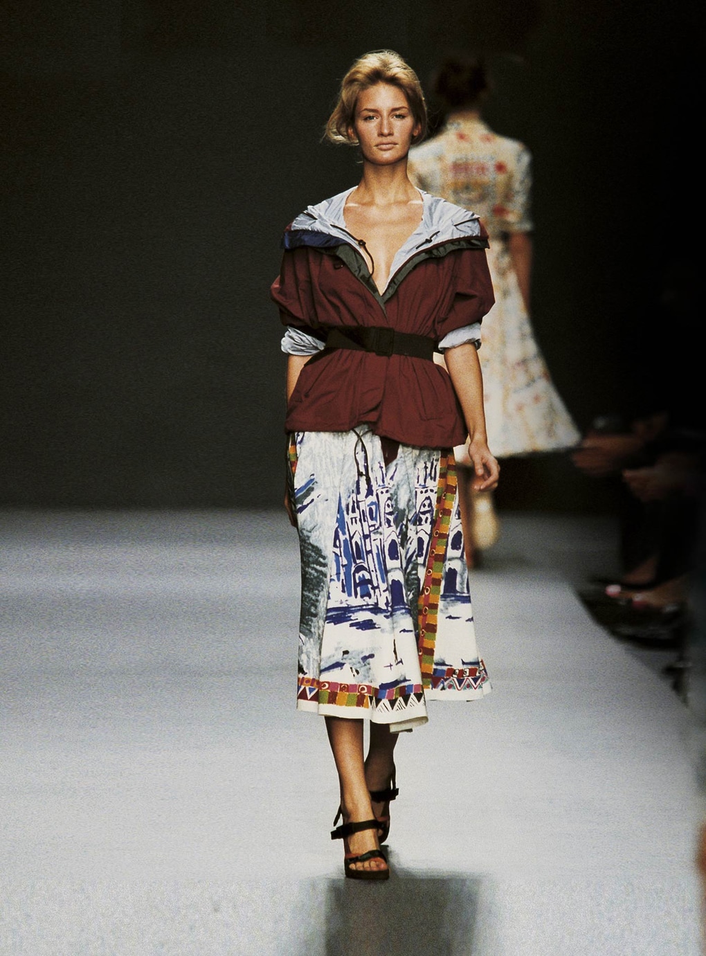 Look 18