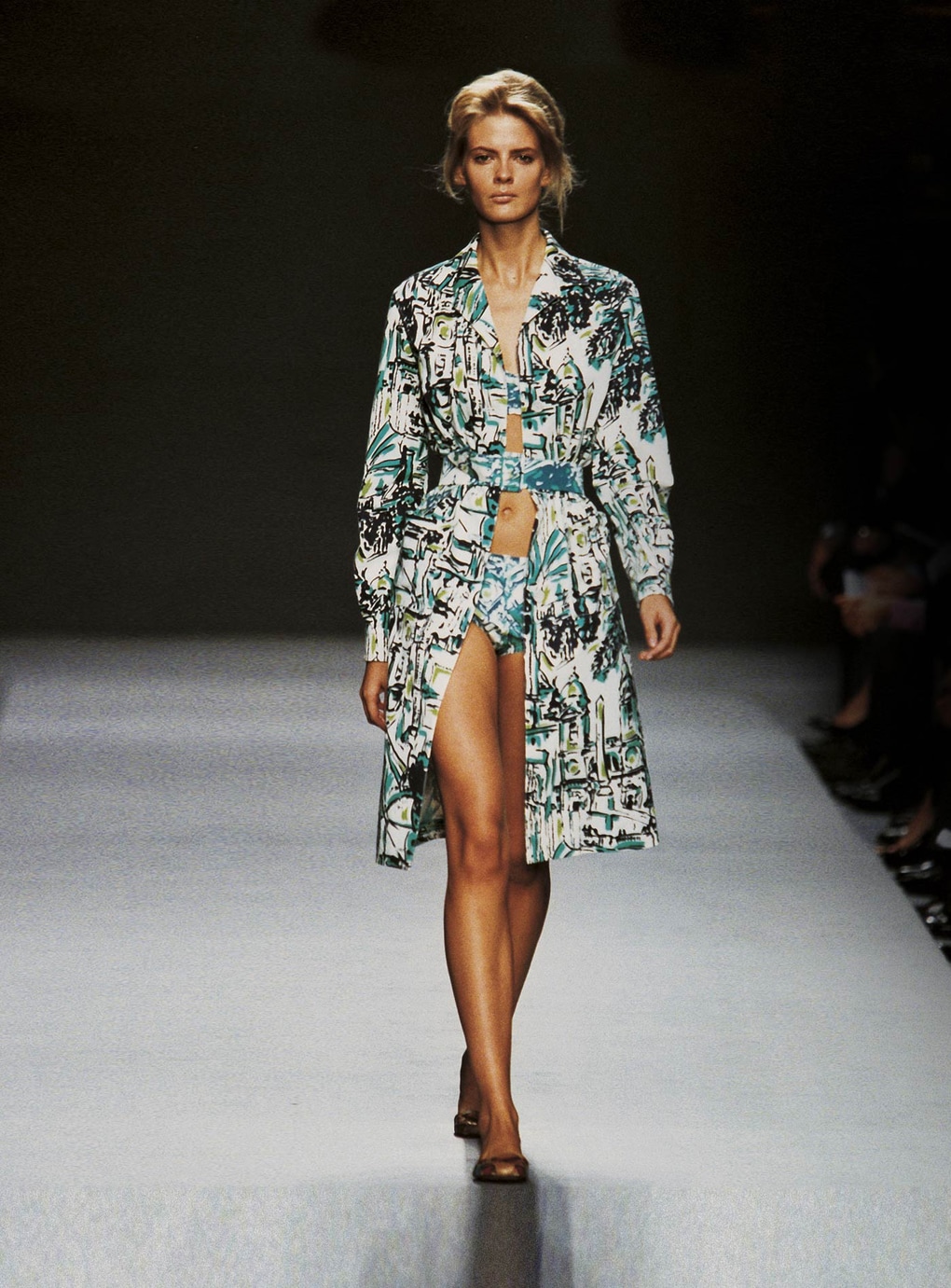 Look 19