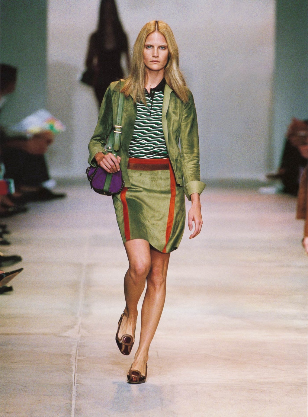 Look 15
