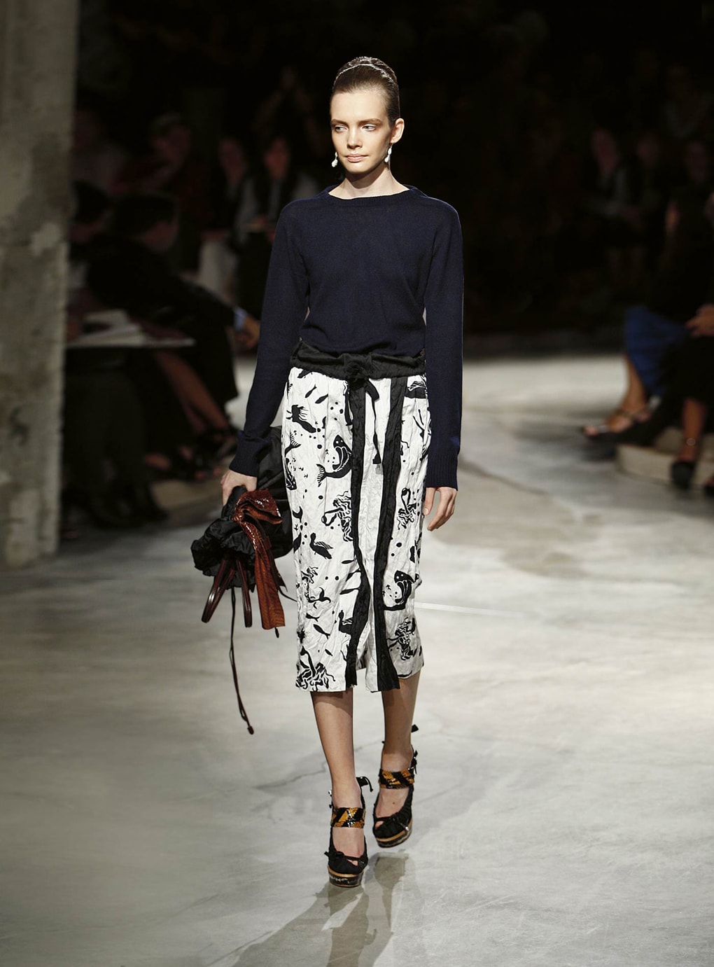 Look 11