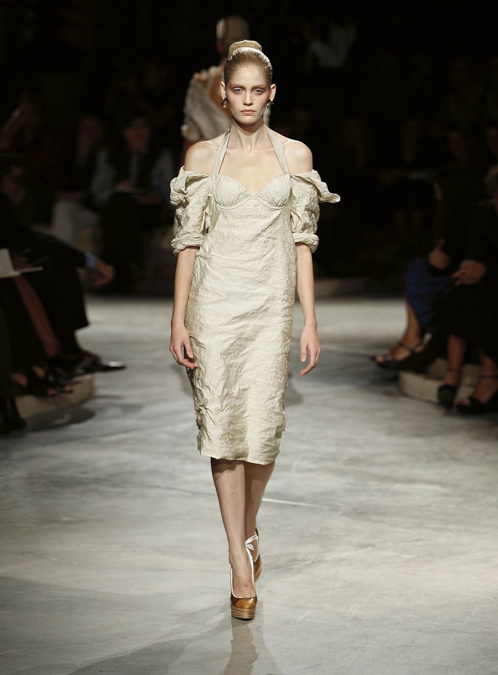 Look 14