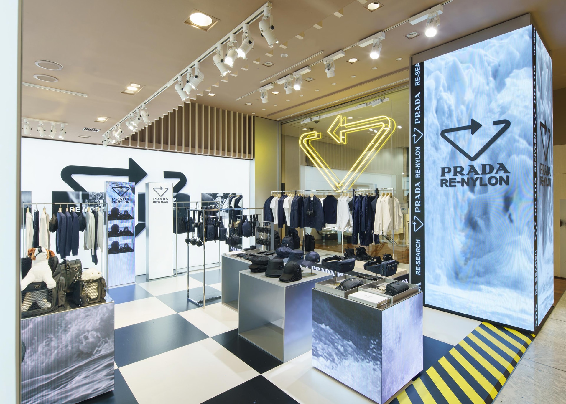 Prada re-nylon store 004