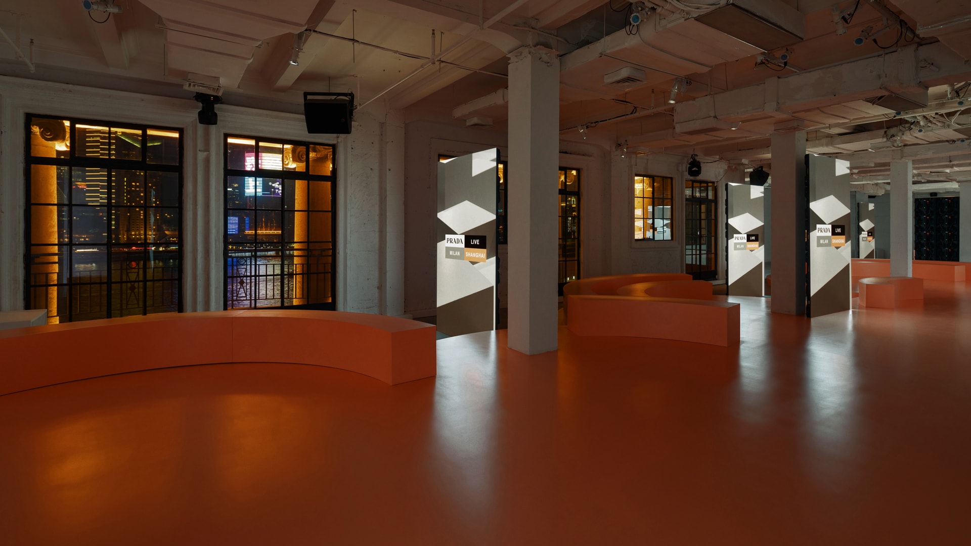 Showspace 01