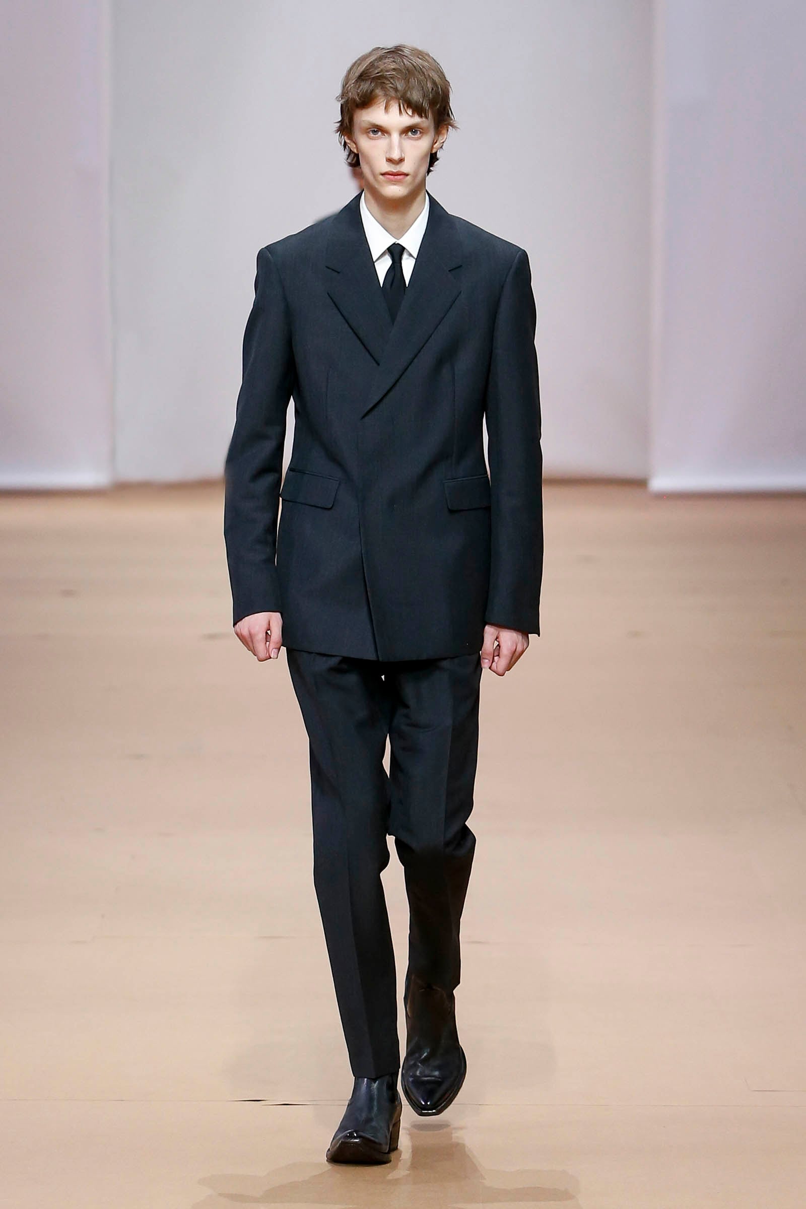 PRADA Fall/Winter 2023-2024 Milan Fashion Week Essential Homme ...