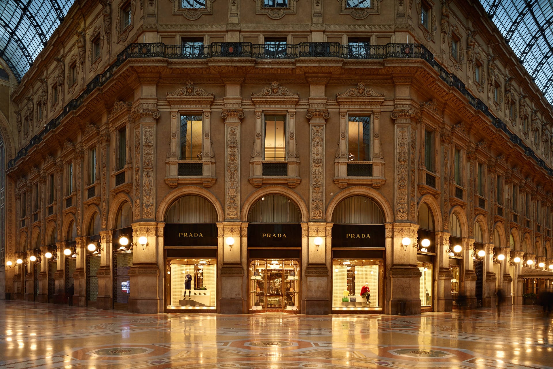 Dukagjini Bookstore - Prada Catwalk: The Complete Collections Founded as a  luxury leather goods house in 1913 in Milan, Prada entered the field of  fashion when Miuccia Prada took the helm of