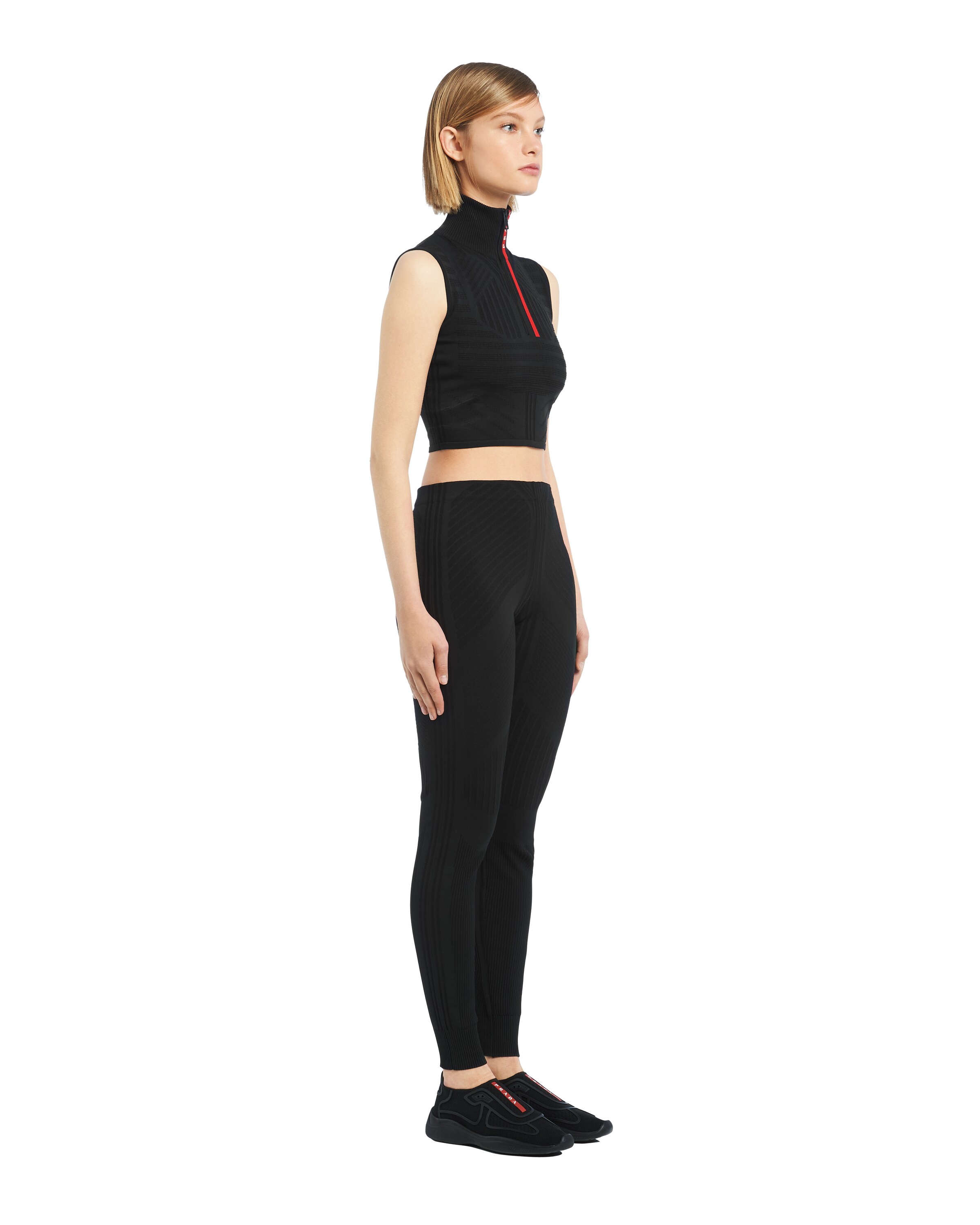 AT129306_1SXZ_F0806_S_191-3