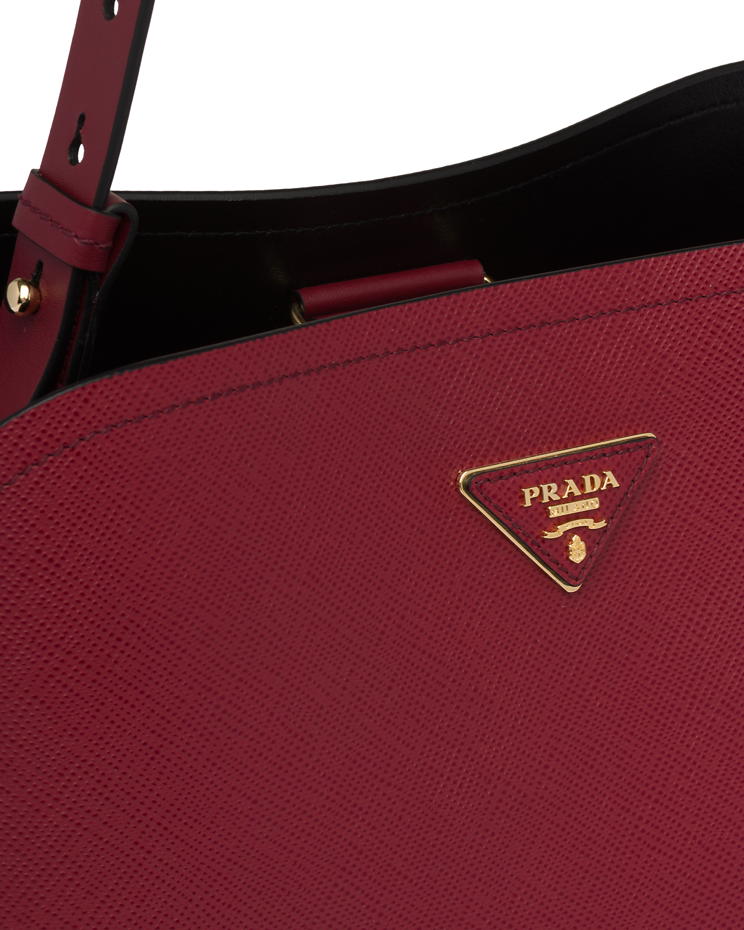 prada cerise